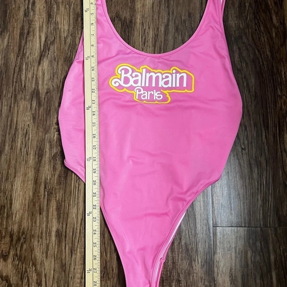 Balmain Paris x Barbie limited edition collection - Picture 5 of 14